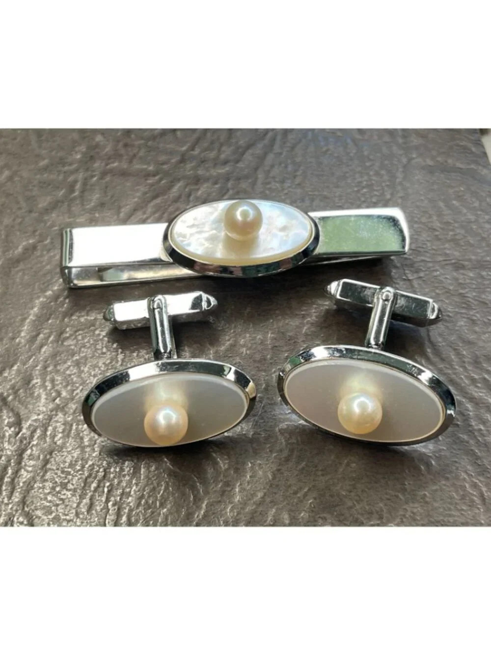 Vintage Japanese Silver Pearl Cufflinks Tie Clip Set Mother of Pearl Akoya Mid C